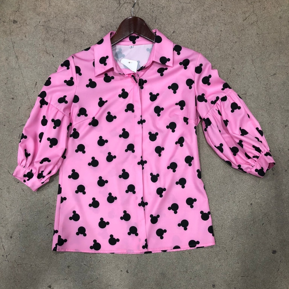 Women top, Size Large